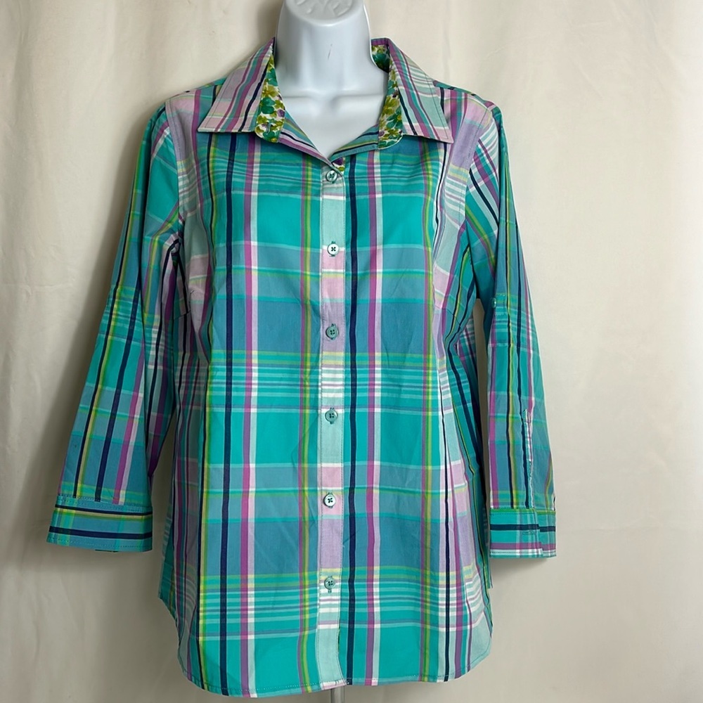 Caribbean Joe Women’s Large Full Button Blue Plaid Long Quarter Sleeves Shirt